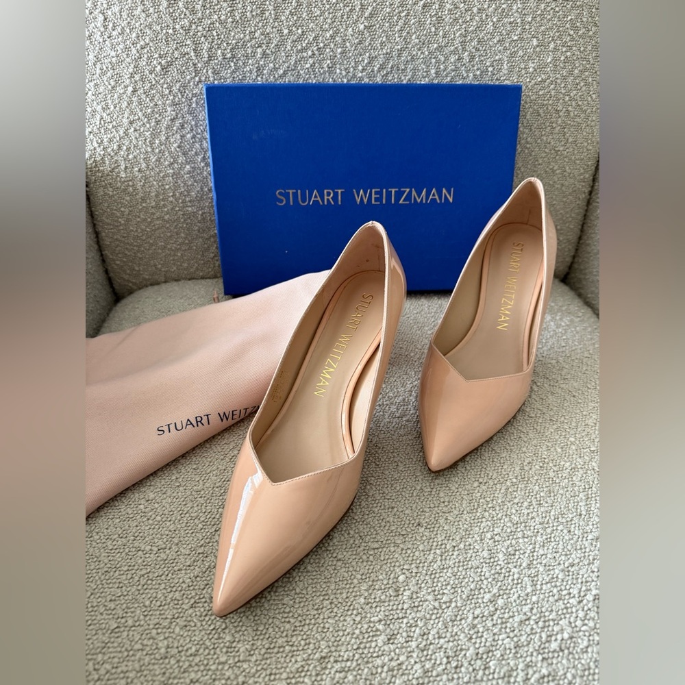 STUART WEIZTMAN  Patent Leather Heels